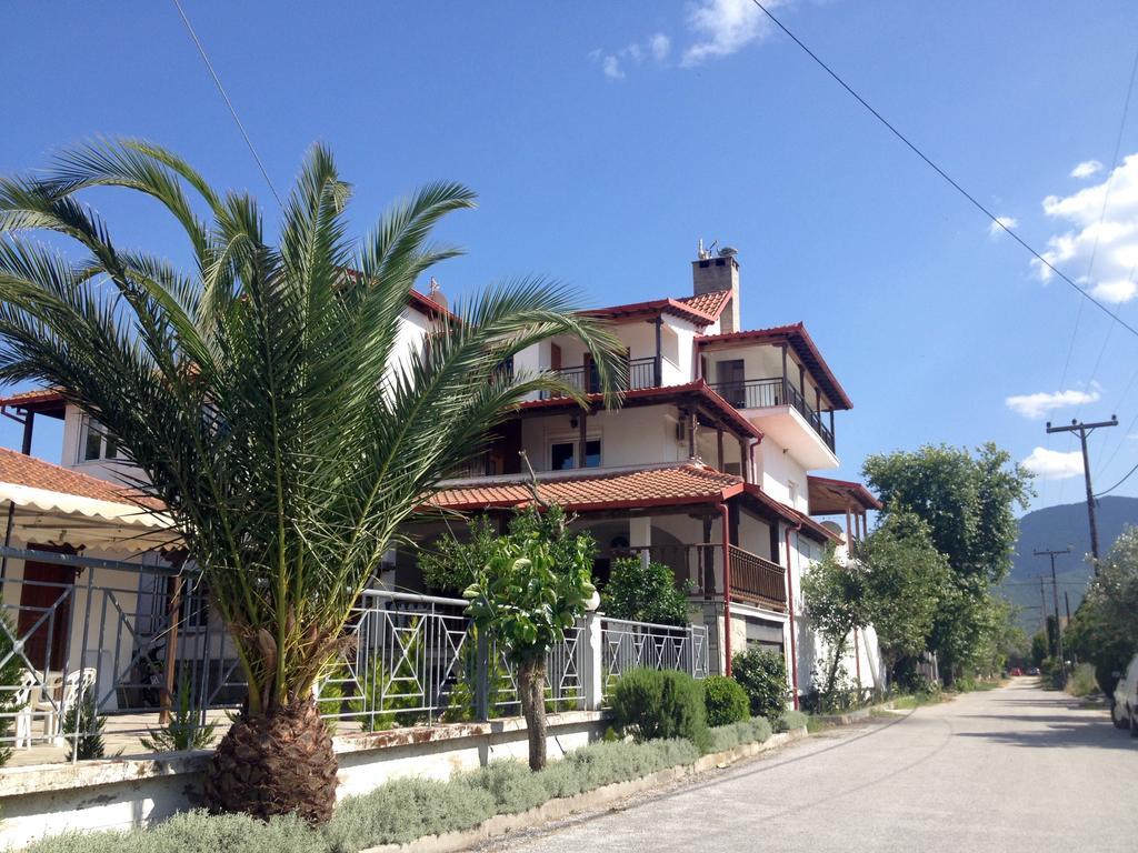 דירות וראסנה Menis Haus מראה חיצוני תמונה