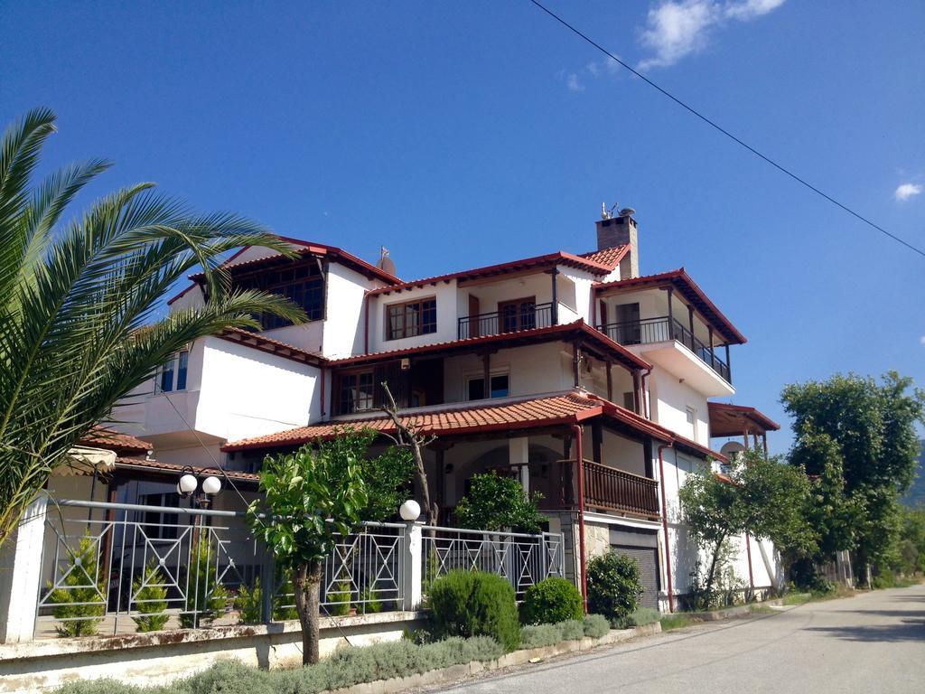 דירות וראסנה Menis Haus מראה חיצוני תמונה